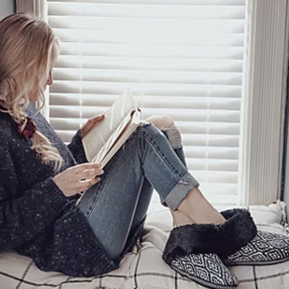 Muk Luks Melinda Womens Dark Sapphire Blue Bootie Slippers. NWOT - Picture 16 of 16